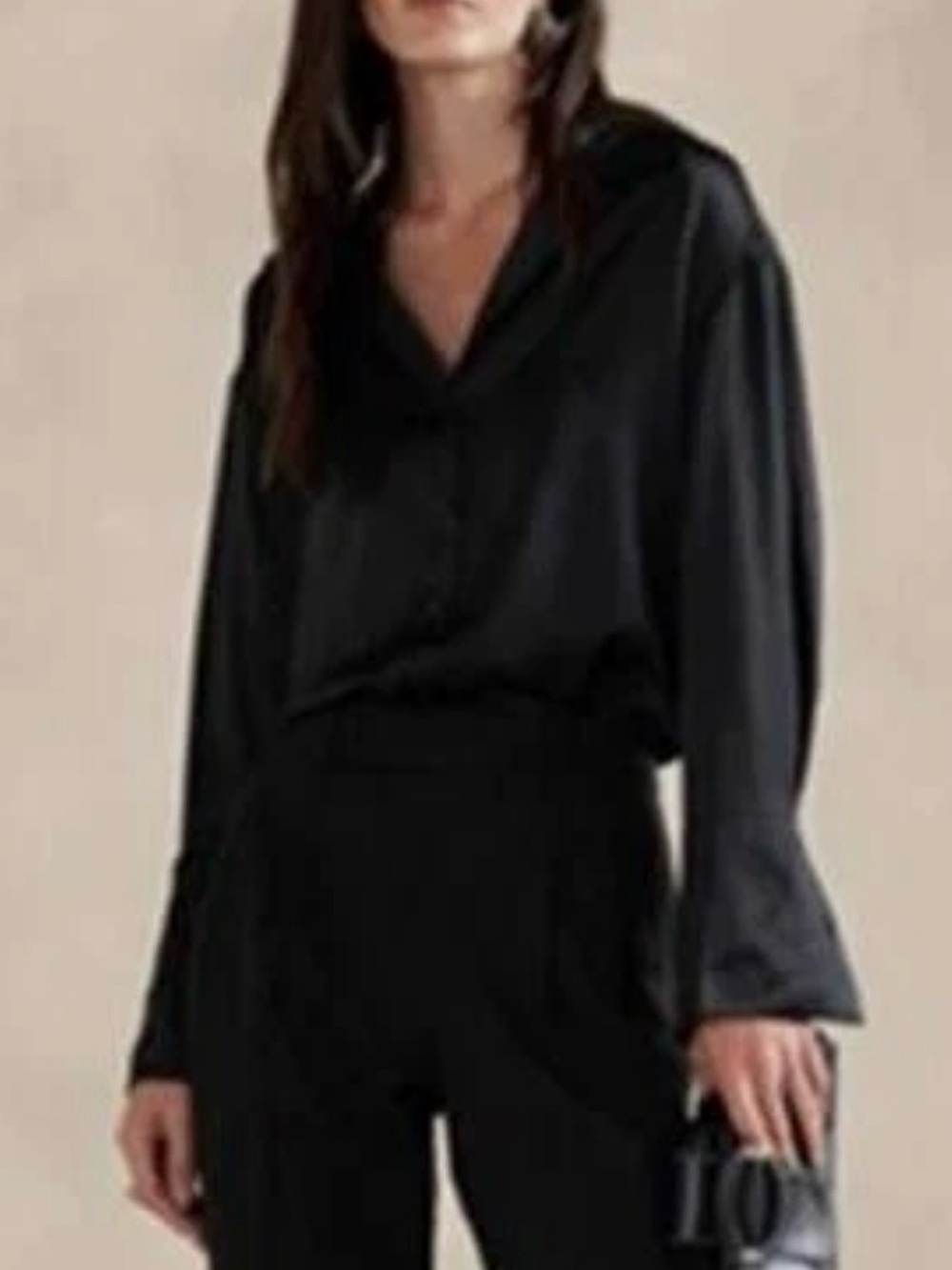 Banana Republic 100% silk Classic Black  Button-Up Blouse M